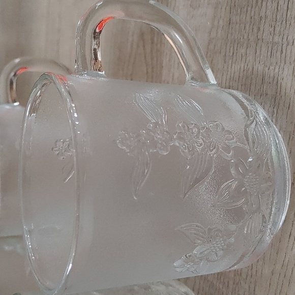 Rare hard to find vintage Kig floral glass mugs - Picture 2 of 3